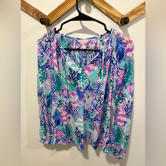 LIKE NEW- LILLY PULITZER WILLOW TOP - Picture 5 of 7
